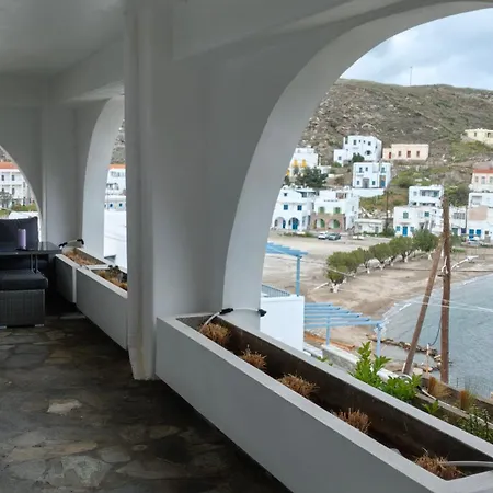Irini Onar Kythnos Appartamento